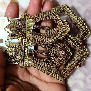 Earings